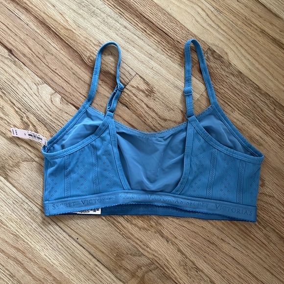 NWT Victoria’s secret bralette - Picture 3 of 3